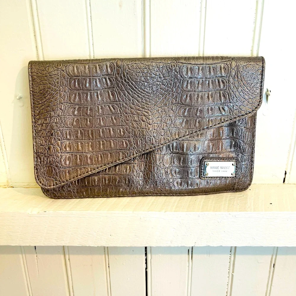 NWT Nine West vegan leather snakeskin envelope clutch purse bronze - Picture 1 of 7